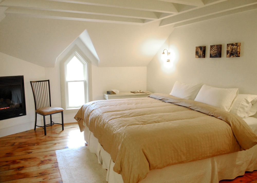 St Andrew Suites Fergus Ngoại thất bức ảnh
