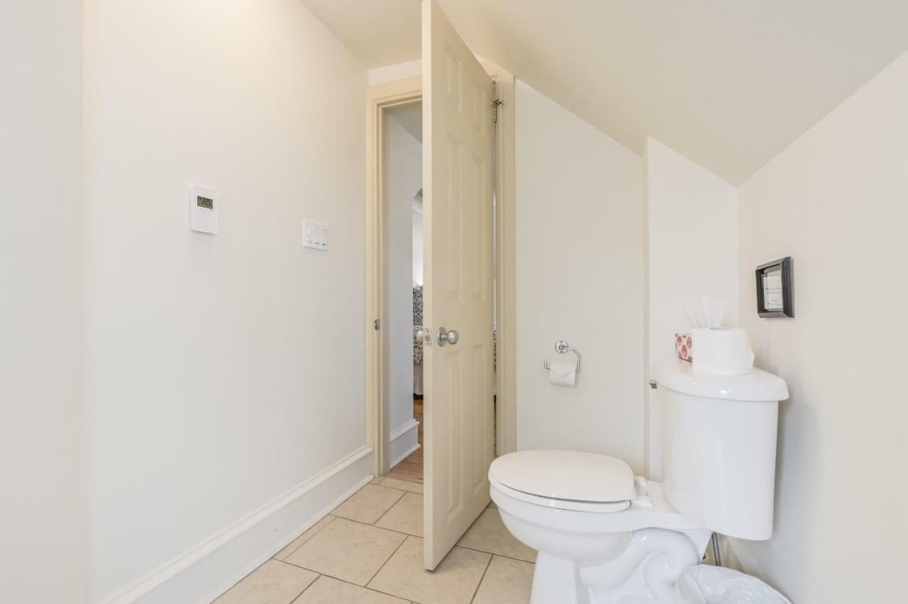 St Andrew Suites Fergus Ngoại thất bức ảnh