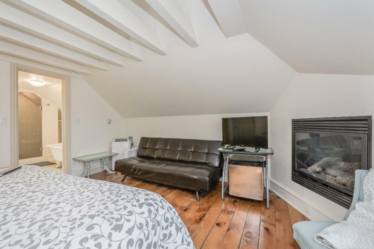 St Andrew Suites Fergus Ngoại thất bức ảnh